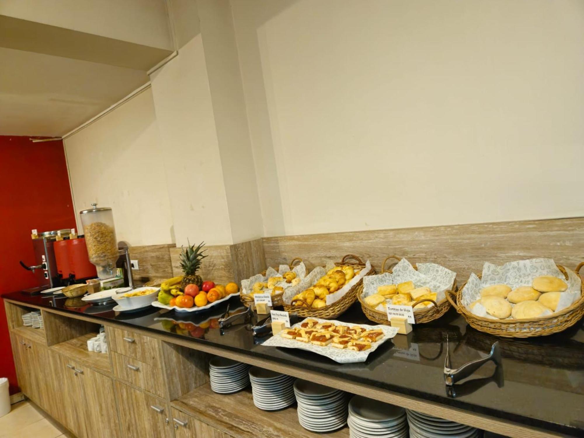 Dakar Hotel Mendoza Buitenkant foto